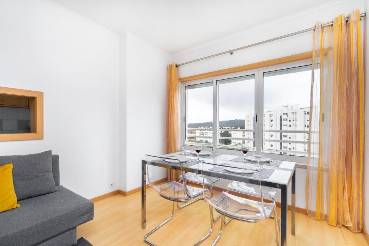 Lisboa, Cidade, Elegant Apartment With Air Cond, Free Wifi And Near Metro, By Ig Esterno foto